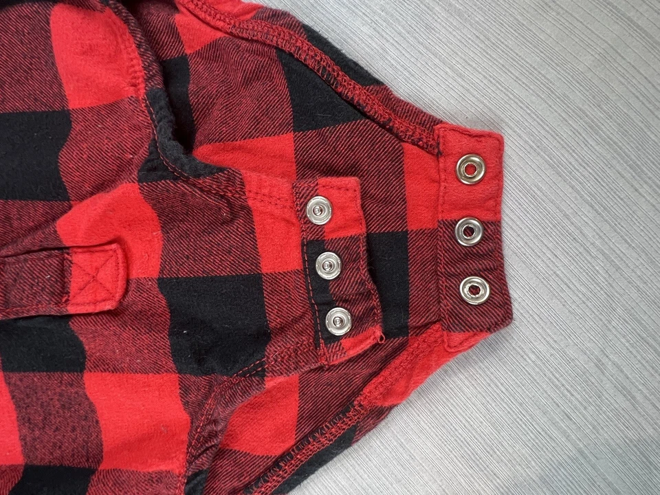 Mono Oshkosh B’Gosh Rojo Y Negro Búfalo Cuadros Una Pieza Bebé Niño Talla 18M Foto 2 de 4