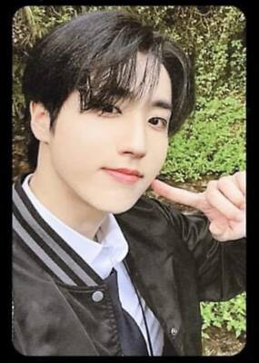 STRAY KIDS ROCK STAR - 樂 STAR 1ST POP UP GIVEAWAY EVENT