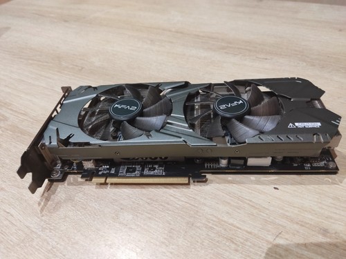 Carte graphique ASUS GeForce GTX 970 STRIX Direct CUII 4Go sur Gens de Confiance