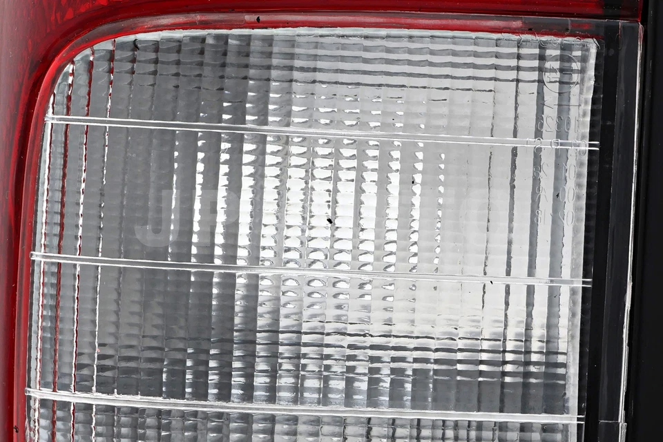 Juego de luces traseras para Nissan Frontier 1998-1999 lado conductor y pasajero Foto 3 de 4