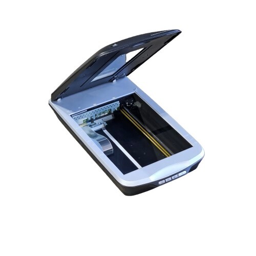 Epson Perfection V500 Photo Scanner J251A W/ADAPTER & USB CABLE