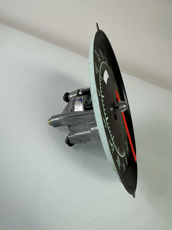 6469566 OEM 1968-1971 Chevrolet Corvette 5300 RPM Base Engine Tachometer 6/1970 - Image 4 of 4