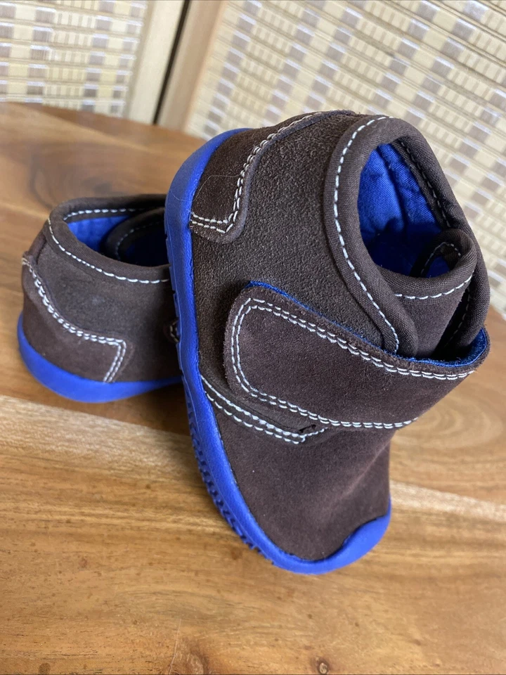 Zapato Morgan & Milo Thomas Marrón Gamuza Talla 4.5 (18-24 meses) Foto 3 de 4