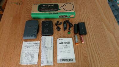 【超希少】WM-EX909　通電確認済み！　付属品全部あります！！ SONY Cassette WALKMAN WM-EX909 Black 1990s Vintage Operability