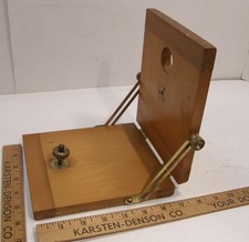 VINTAGE WOODEN FOLMER GRAFLEX CAMERA TILT PLATFORM