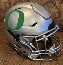 Oregon Ducks Riddell SpeedFlex Football Team Issued Full Game Helmet Shell Green