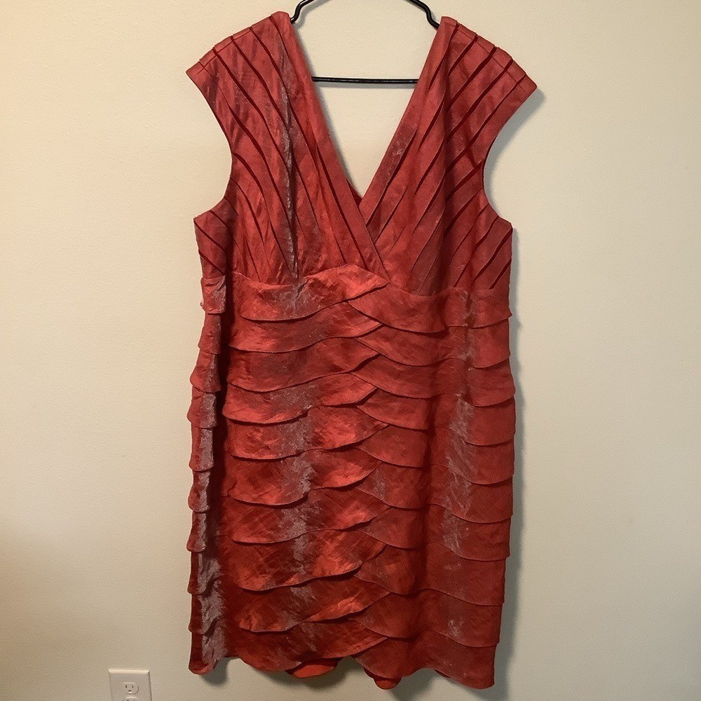 Adrianna Papell Woman Red Tiered Ruffle V Neck Cap Sleeve Sheath Dress Size 22W