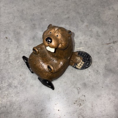 Bear Foots Chip The Beaver Pen & Business Card Holder Figurine Jeff Flemming EUC