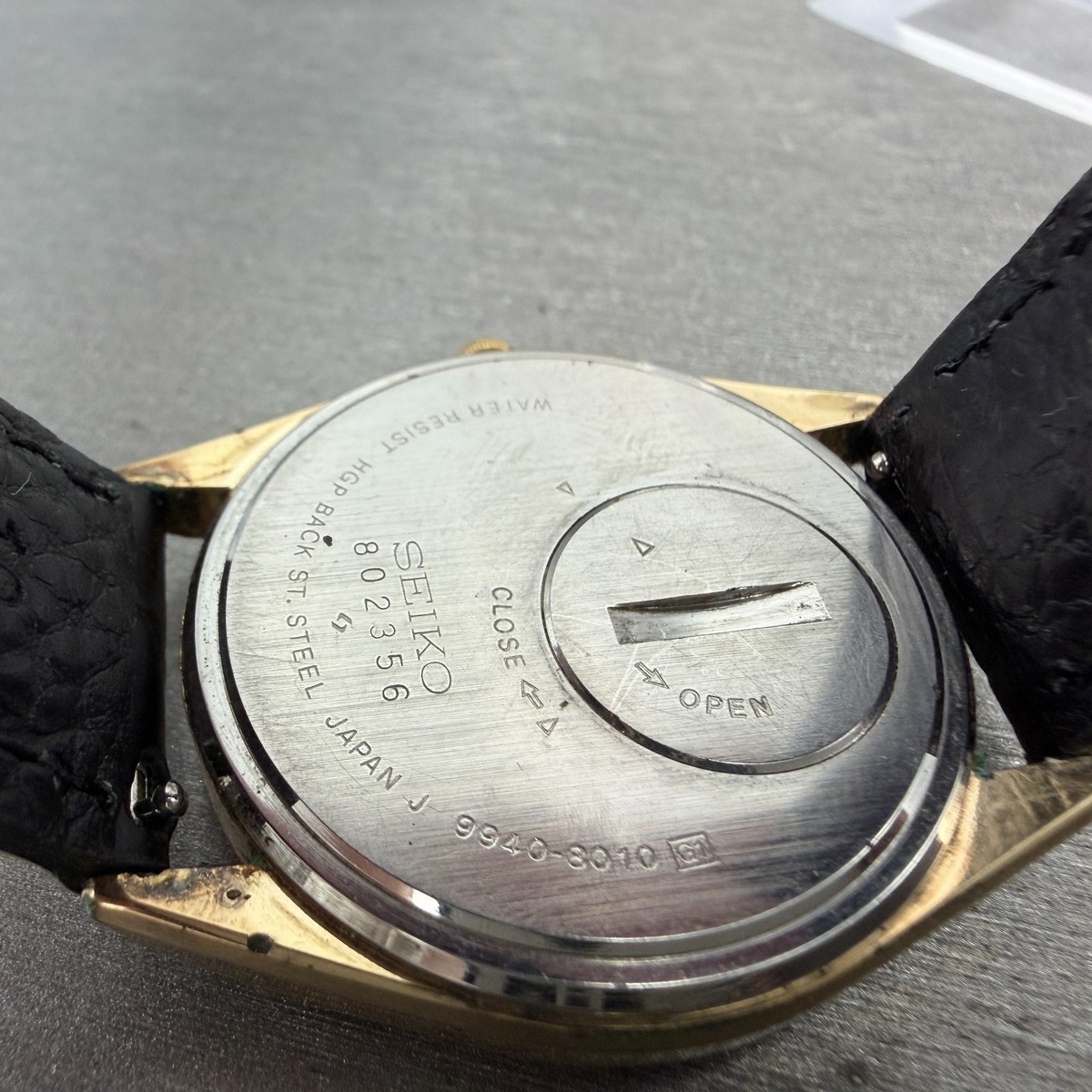 Seiko Grand Quartz Watch Men 35mm Champagne Dial Gold Tone 9940 