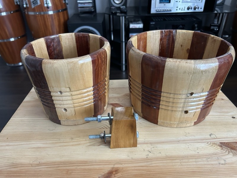 Un-Branded Bongos Shells w/Center Block.