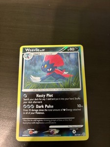 Weavile 40/130 Diamond and Pearl Reverse Holo