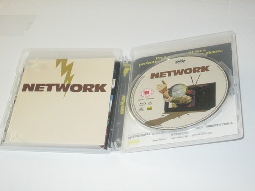 Network Blu-ray Special Edition with Booklet Region B - Picture 3 of 3