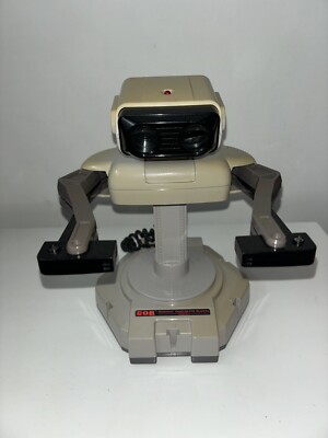 Nintendo NES Rob The Robot funktionstüchtig *BESCHREIBUNG LESEN* sauberes Batteriefach