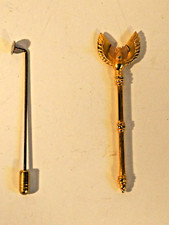 EPINGLE A CRAVATE LE SCEPTRE D OTTOKAR EN METAL / ANNEES 80