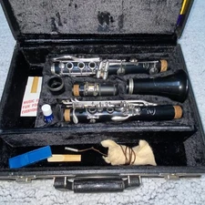 Leblanc Vito 7212 Reso Tone Clarinet w/ Black Hard Case & Extras Student Band