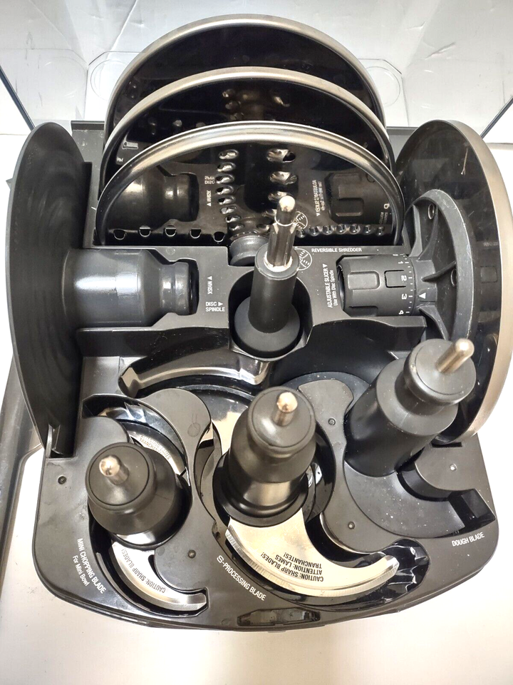 Breville Sous Chef Pro 16Cup Food Processor BFP800XL Complete