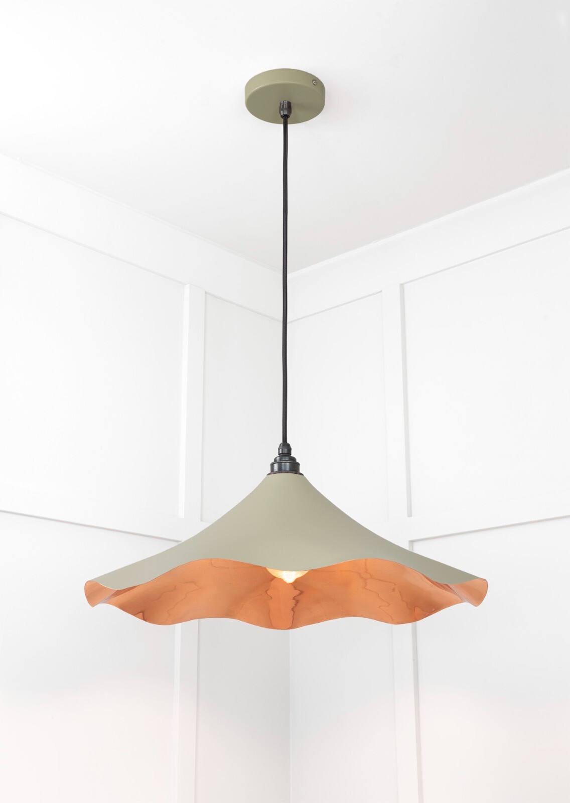 From The Anvil 49729STU Smooth Copper Flora Pendant in Tump