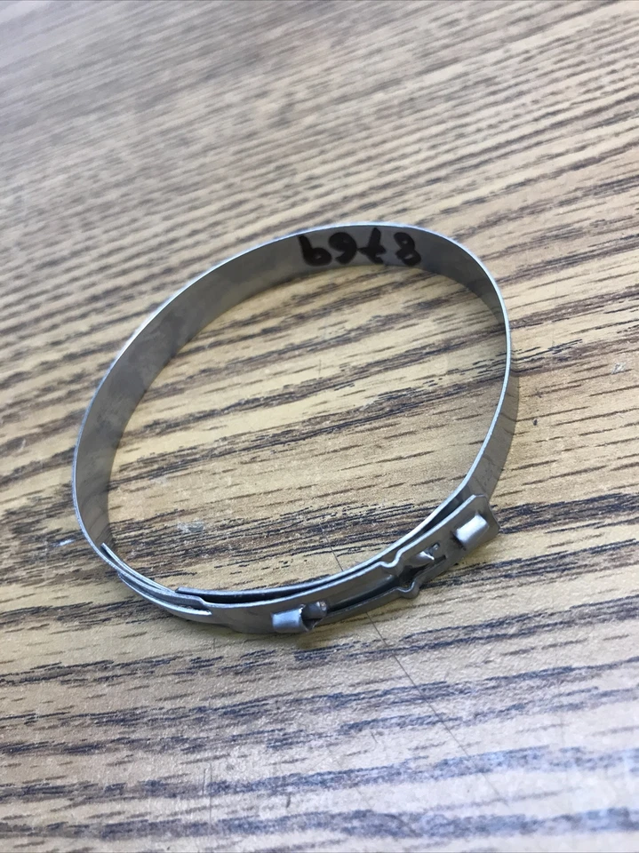 BMW R1200RT 2010 A 2018 PIEZA ABRAZADERA SILENCIADOR # 13717728769 Foto 2 de 3