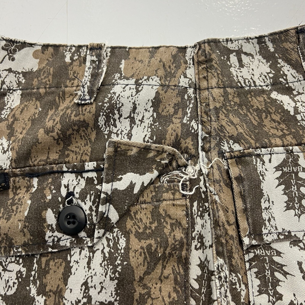 パンツ 70s 80s Charles Daly camo mountain parka Vintage 70s Charles Daly Duck Camo Camouflage Hunting Pants
