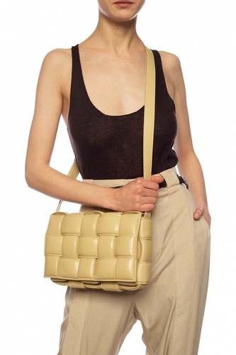 Bottega Veneta beige Tapioka gepolsterte Kassette Leder Crossbody Schulter Handtasche - Bild 3 von 14