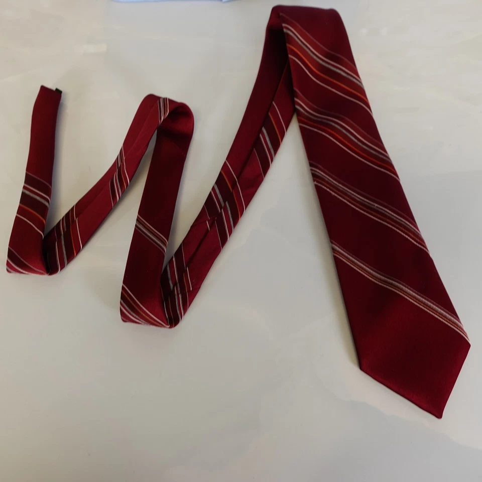 Corbata a Rayas Rojas Para Hombres Clásico Tejido Borgoña Boda Formal Vestido Clásico ENVIADO Foto 3 de 4