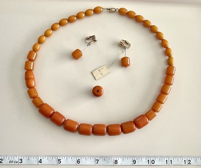 Vintage Chunky Butterscotch Amber Bakelite Two-Tone Barrel Beaded Necklace Set