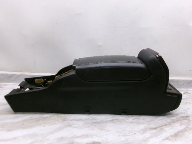 Maserati Quattroporte 2003-2008 Center console P/N 67563600