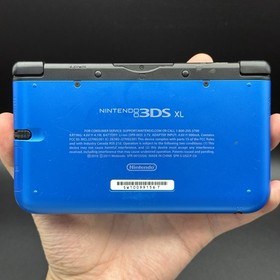 Nintendo 3DS XL Blue & Black Console w/ Charger, Stylus, SD Card & Mario Dream