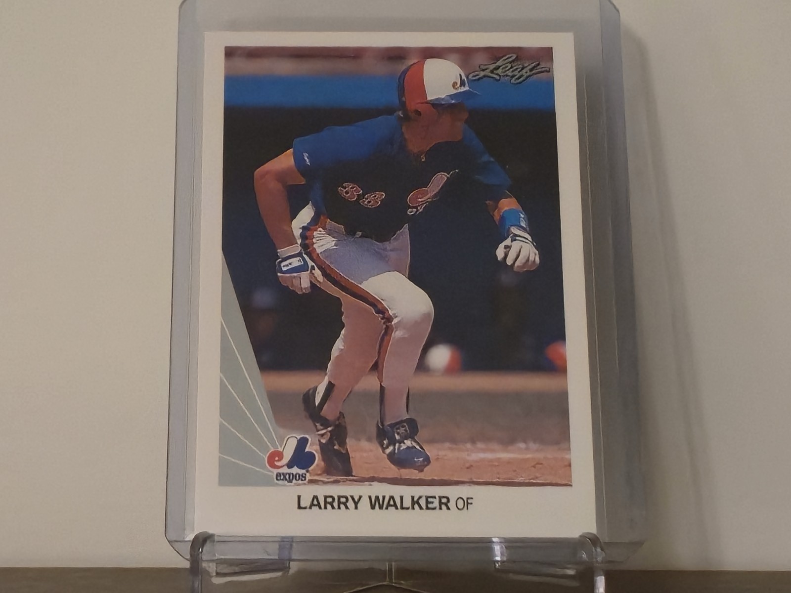 1990 LEAF LARRY WALKER ROOKIE CARD #325 & 3 X 1990 UPPER DECK ROOKIE CARDS #466!