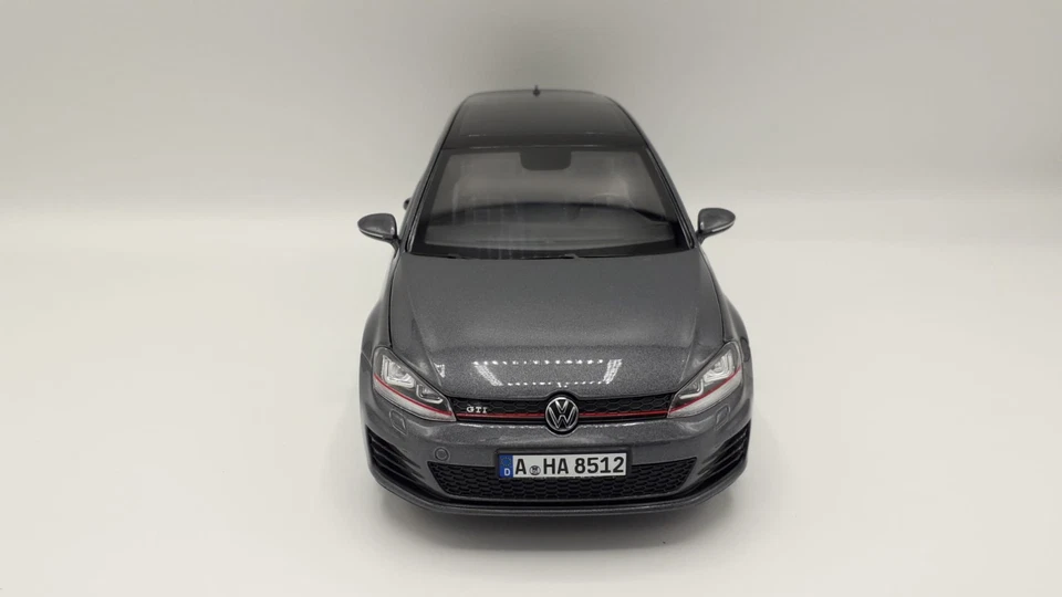 Vw Golf VII GTI 1/18 Norev Rare! - Immagine 2 di 4