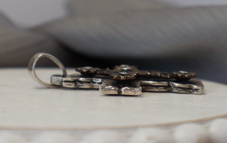 Colgante cruz flor plata esterlina cobre Jeep Collin’s 13,37 G/1,7 pulgadas Foto 3 de 4