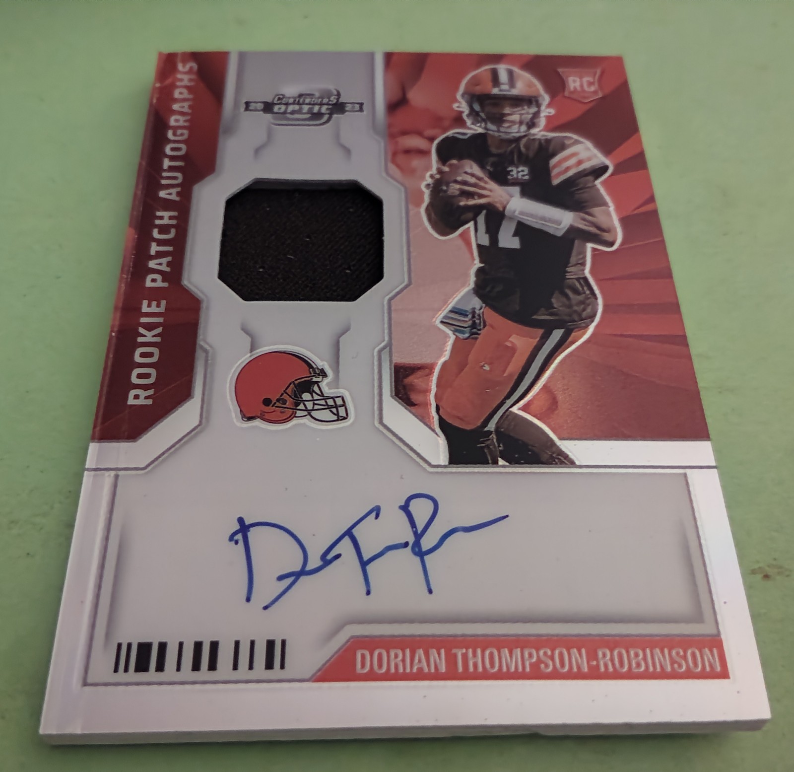 2023 Dorian Thompson-Robinson Panini Contenders Optic PATCH AUTO RC 25/75 EAGLES