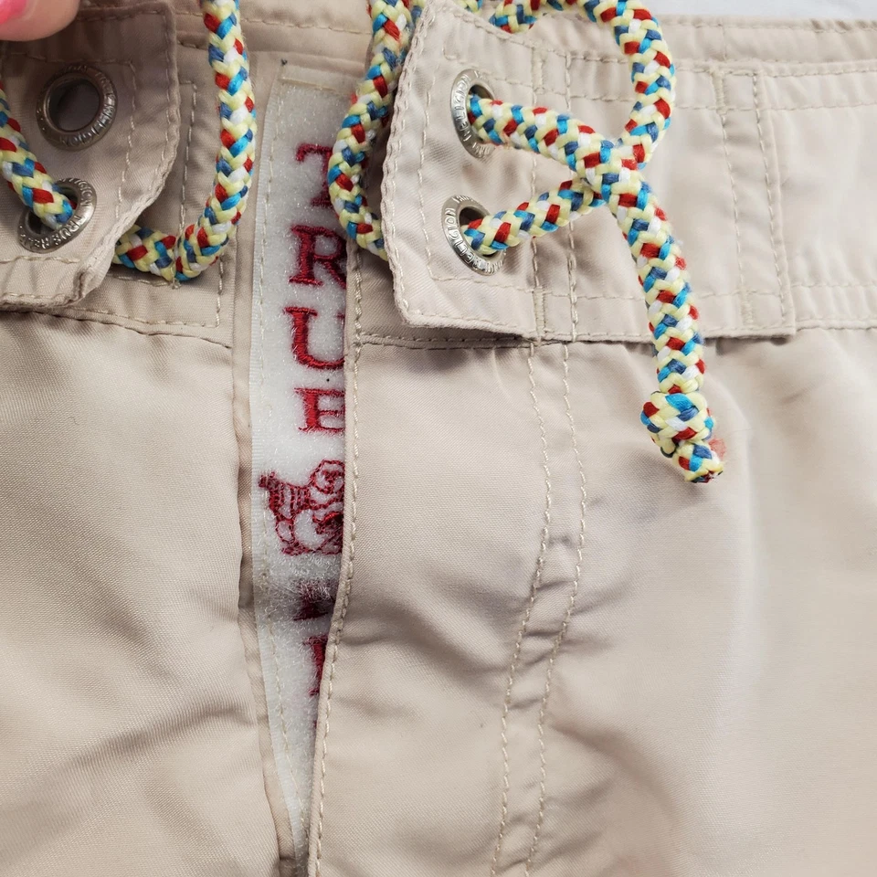 Bañador True Religion Board Shorts Para Hombre 30 Tostado Multi Patchwork Floral Foto 4 de 4