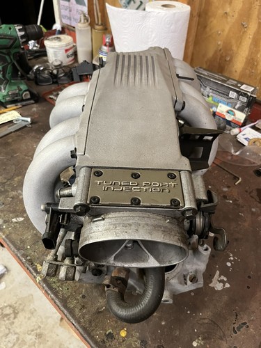 1992 Chevy Corvette TPI intake manifold, runners, fuel rail, injectors, complete