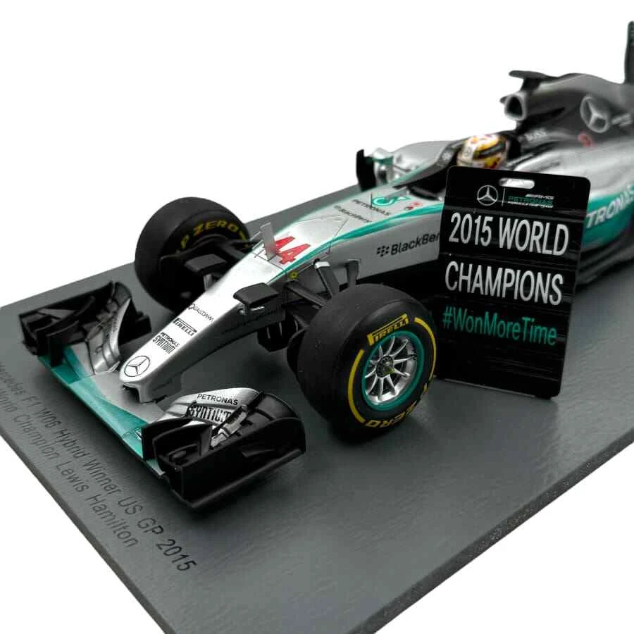 Modellino F1 Spark 1/18 Mercedes F1 W06 Winner US Gp 2015 F1 World Champion 2... - Immagine 2 di 4