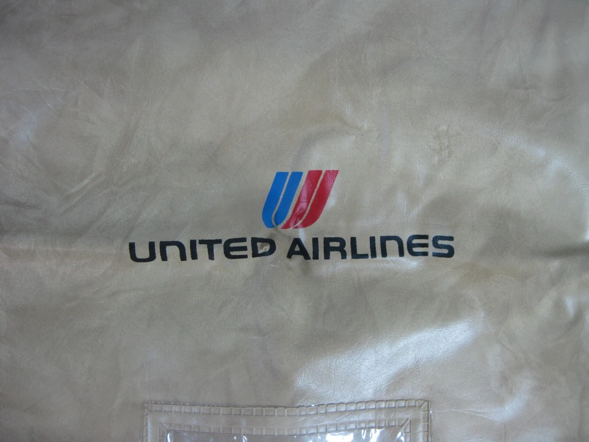 Aggregate 141+ american airlines garment bag latest xkldase.edu.vn