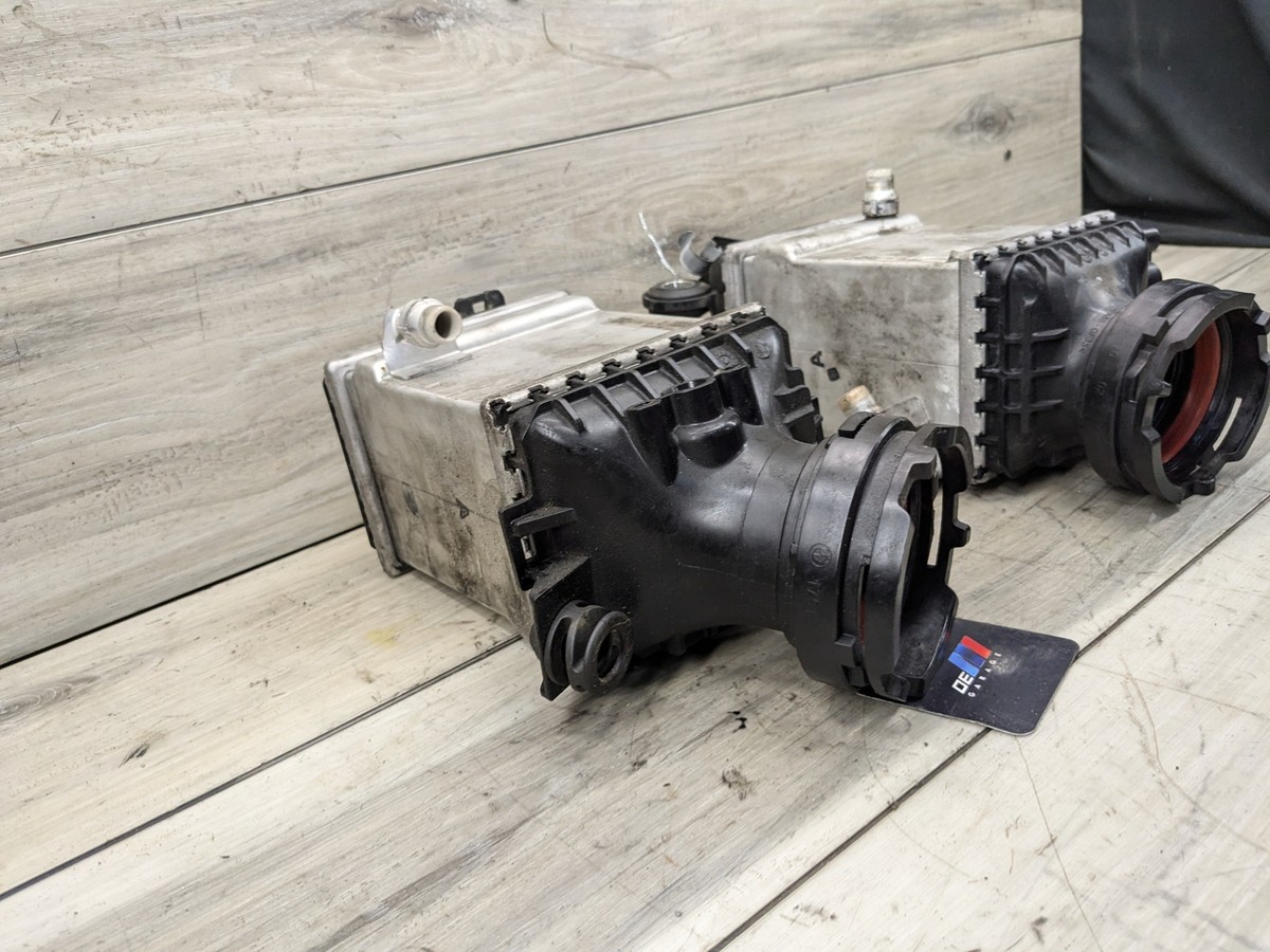 16-19 OEM BMW G30 M550 G12 750 N63R Turbocharger Intercooler Air