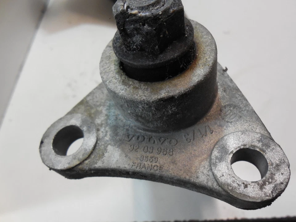 01-09 Volvo S60 V70 XC70 Upper Strut Brace Engine Motor Tower Mount Support - Image 4 of 4