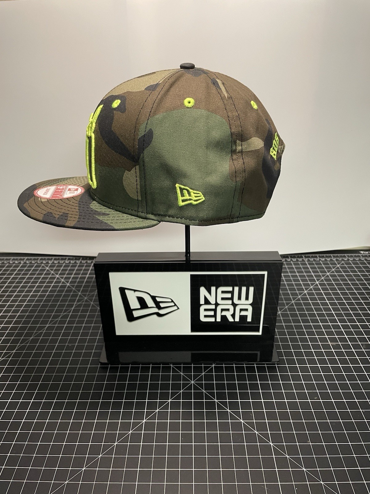 808allday HI Kam OG RARE New Era Camouflage Green/Brown/Black/HiViz Snapback image 2