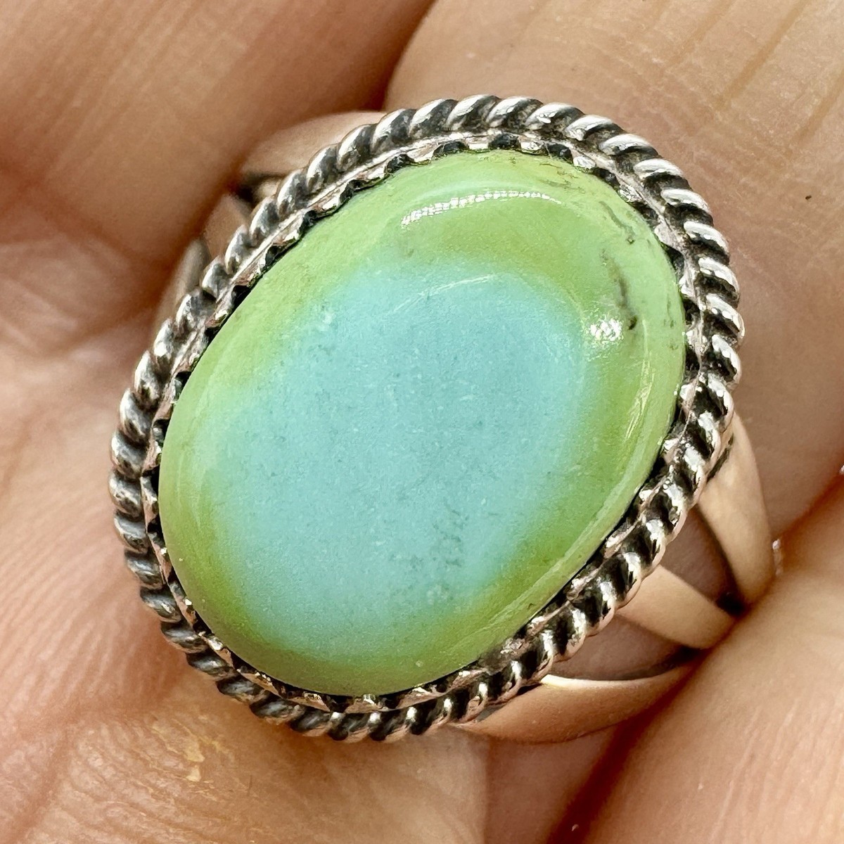 Stunning Native American Navajo Sonora Green Turquoise Sterling Silver Bracelet Stunning Native American Navajo Sonora Green Turquoise Sterling Silver Bracelet