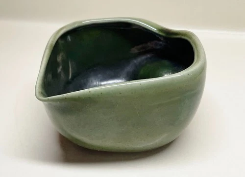 BAUER POTTERY~Scarce MARY WRIGHT "COUNTRY GARDENS" Green CREAMER PITCHER