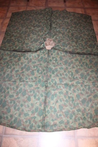 US Military Issue WW2 WWII Army USMC Wet Weather Rain Poncho Camouflage   V44