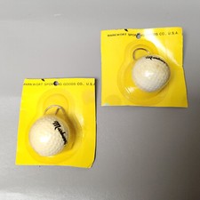 LOTE DE 2 llaveros coleccionables de recuerdo de pelotas de golf Markwort blancas vintage