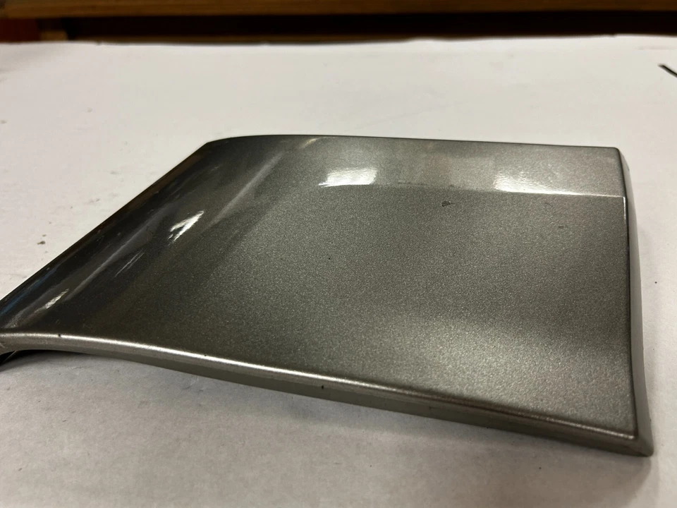 Lincoln Navigator 2007-17 pasajero derecho guardabarros delantero moldura inferior Foto 2 de 4