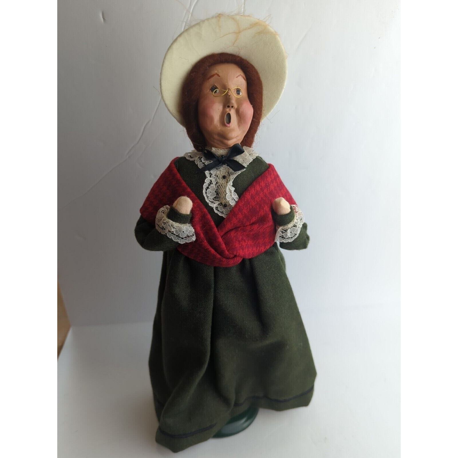 Byers Choice Caroler - 1993 Woman w/ Glasses & Hat - 14