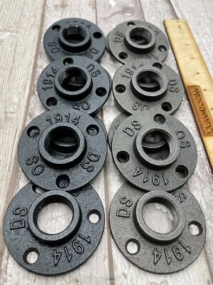 FLOOR FLANGE 3/4" GREY & ELECTRO BLACK  FINISH 10-1000 PACKS-CAST IRON STEAMPUNK - Image 1 of 4