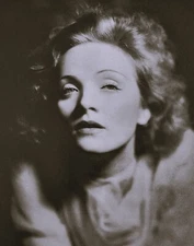Marlene Dietrich - 1930 - Classic Hollywood - 4 x 6 Photo Print