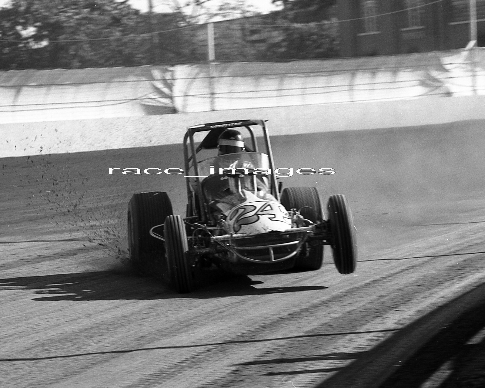 GREG WELD 24 1974 USAC SPRINT CAR DIRT RACING ACTION B W 8x10 GLOSSY 
