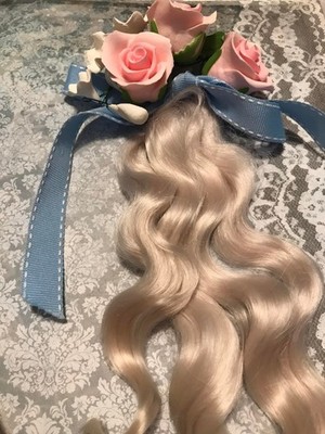 Mohair ''Blonde ''- 10g Curly  -6 to 8 ''  IN STOCK -  FAST SHIP USA
