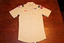 Boy Scouts of America BSA Men's Shirt Tan Small Vented Smaller Chest Sewn Patche